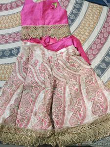 Girls' Pink Embroidered Outfit