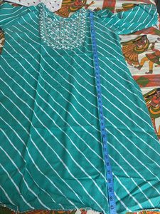 Very Smart Laheriya Kurta Plazzoo Set With Chiffon