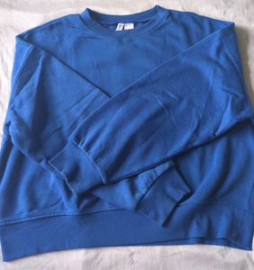 H&M Blue Round neck Sweatshirt