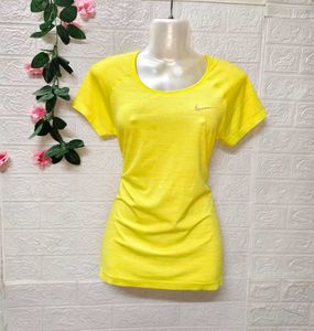 Nike Yellow T-Shirt 🎁Buy 2 Get 1 Free 🎁