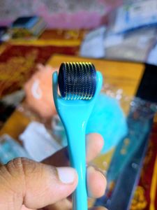 Derma Roller + 2pc Bath Loofah
