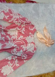 Floral Print Top with lace detailing also