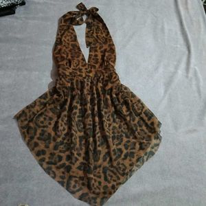 backless halter neck top