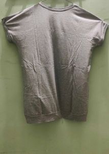 Grey Printed Women&#39;s Round Neck T-Shirt