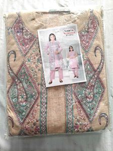 Vintage Embroidered Lavender Woolen Set