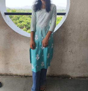 Elegant Blue Embroidered Kurta