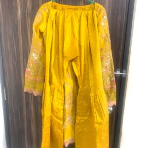 Pakistani Garara Suit