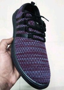NEW NO USED MACLIN SPORTS SHOES FOR MEN & WOMEN'S.