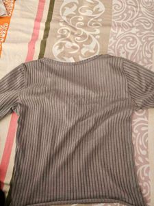 Ribbed Gray Top