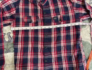 Combo of cheque shirt and blue jeans