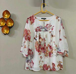 Harpa Floral Top