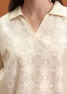 Elegant Patterned top