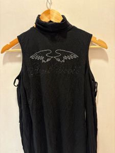 Chic Black Cutout Top