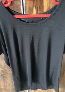Stretchable Black Top