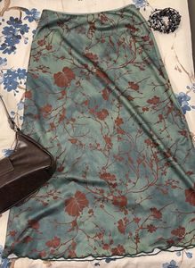 Floral Print Midi Skirt