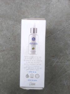 The Moms Co. Face Serum