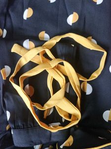 Vintage Polka Dot Top with Front Bow 🎀