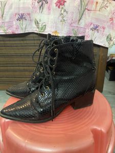Stylish Black Ankle Boots