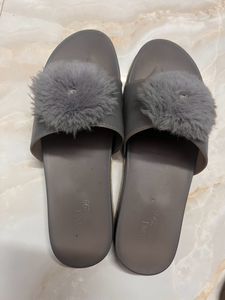 Flip Flops are In Gud Condition