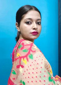 Elegant Ethnic Dhakai Jamdani saree