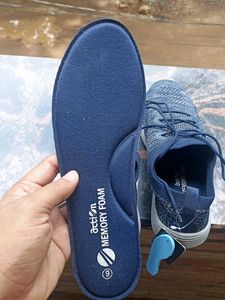 Action Sneakers