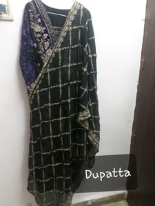 Pakistani Suit Kurti + Dupatta