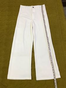 White Highwaisted Straight Fit Trouser