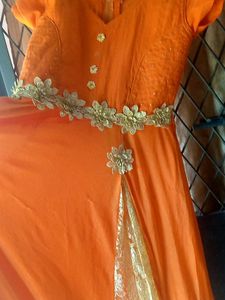 XL gown used 2 times