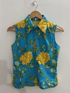 Floral Sleeveless Shirt