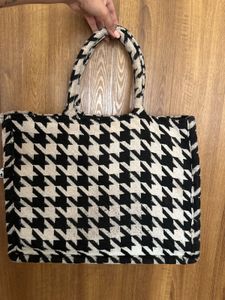 H&amp;M Tote Bag