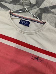 Colour hunt Tee!