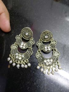 Elegant Drop Earrings ,old style, with pretty whit