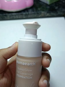 Mamaearth Hydra Glow Foundation