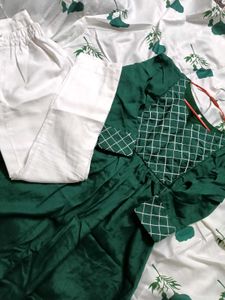 🤩New Green & White Kurta Set A-line