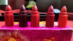 Huda Beuty 5 In 1 Matt Lipsticks