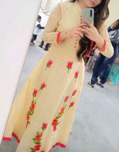 Beautiful Partywear Dress For Women