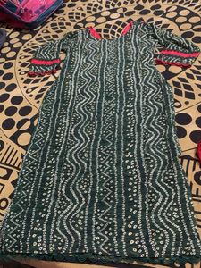 Beautiful Suit With Jhumke,clips Free