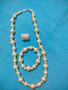 White Moti Necklace Set