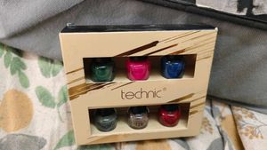 Nail Polish - Technic