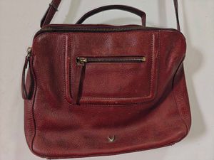 Hidesign Sling Bag