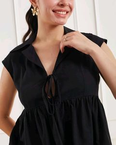 Cuban Collar Cap Sleeve Tie-Up Neck Peplum Top