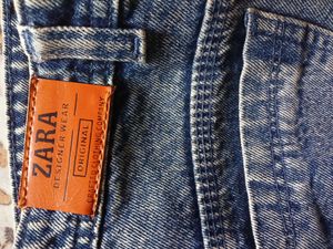 Straight Jeans