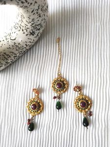 Indian Jewelry Set - Earrings & Tikka