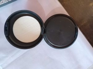 MAC Studio Fix Powder Plus Foundation NC15