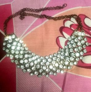 Neckset