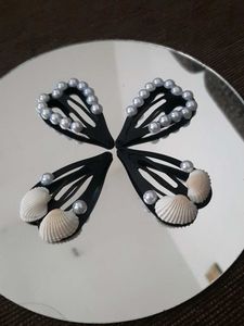 FREE HAIRCLIPS WITH SEASHELL MIRROR