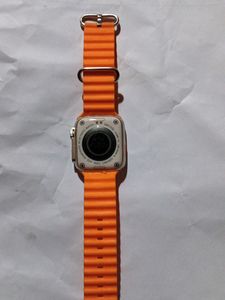 I8 Ultra Calling Smartwatch