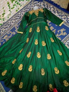 Amazing Gown Dark Green Colour Necklace Work😍✅