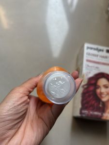 Haircolour + sunscreen