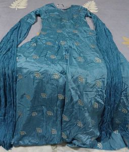 ETHNIC GOWN FOR GIRLS